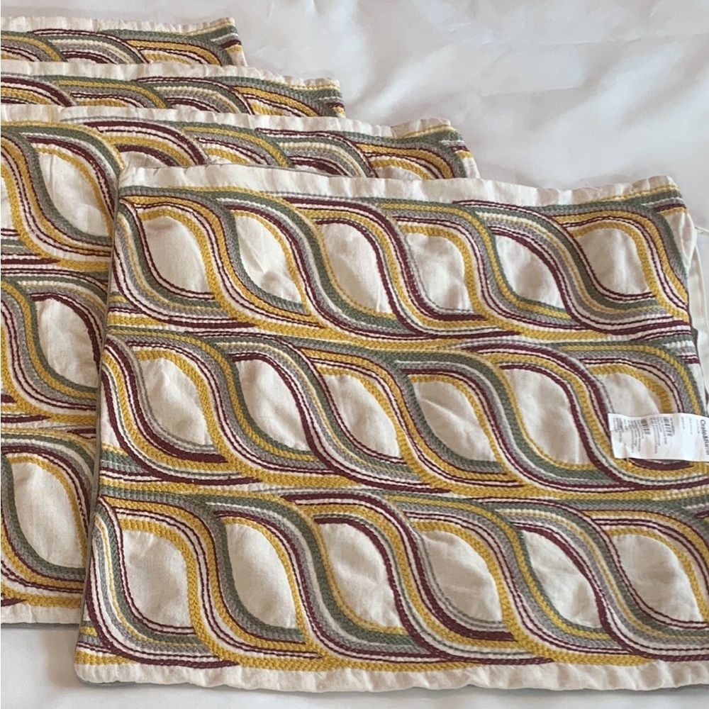 Crate&Barrel Multicolor Wave Pattern 4/set throw pillow covers